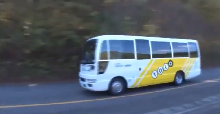 totobus_mov.png